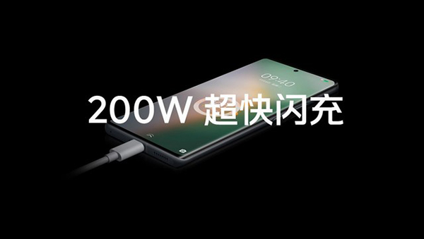 vivo iQOO 11 Pro的200W闪充有什么不同，充电体验如何