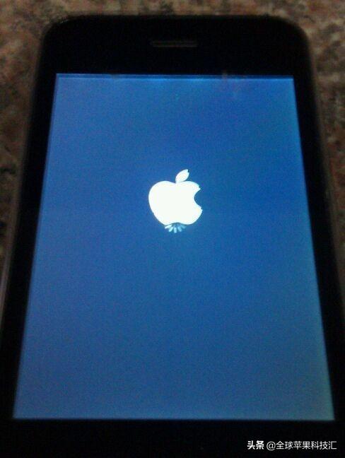 iphone白苹果无法开机（白苹果各种解决办法看了就懂）