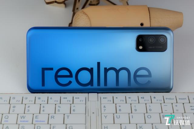 realmeq2参数配置（realme真我q2体验）