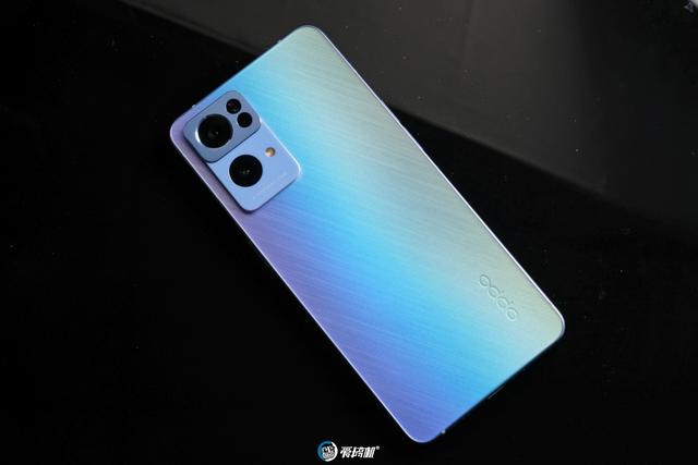 opporeno7pro参数配置[opporeno7pro测评报告]