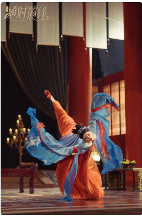 《绝对演绎》唐诗逸展现古典舞蹈洛阳有佳人天然去雕饰