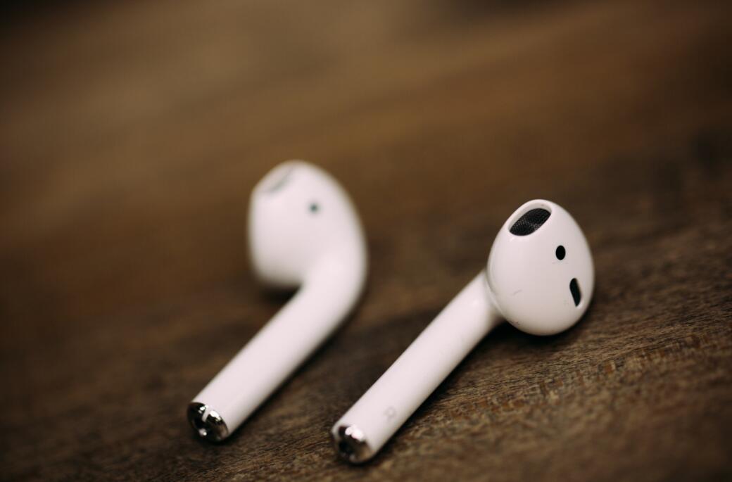 airpods pro和airpods的区别