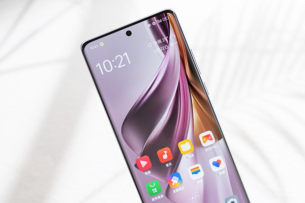 OPPO Reno10 Pro屏幕材质是OLED还是LCD